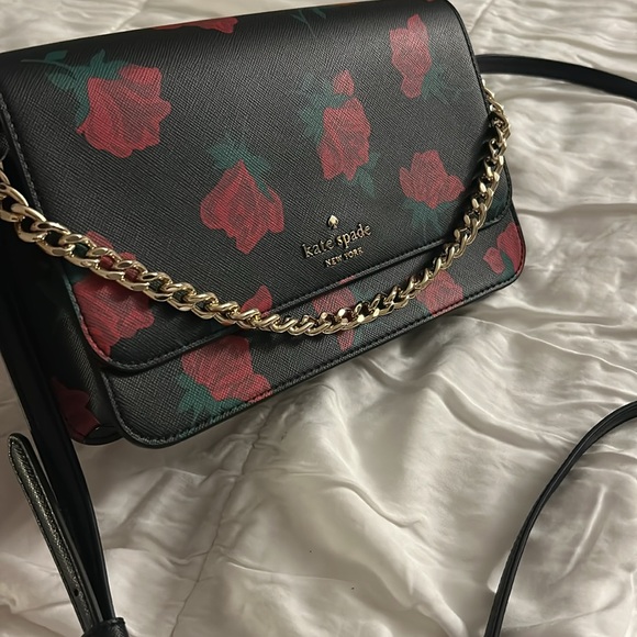 KATE SPADE NWT Madison Rose Toss Printed Flap Crossbody - Picture 6 of 14